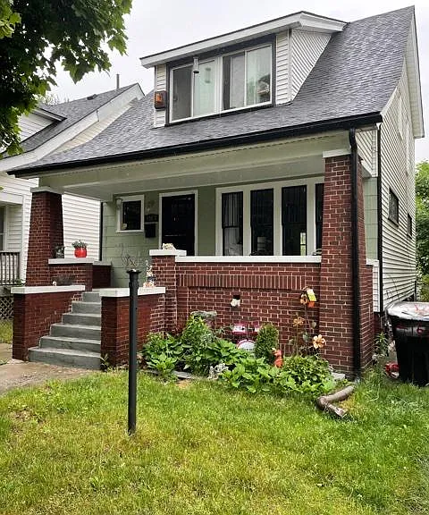 Come live in the amazing Pingree Park neighborhood in Detroit!