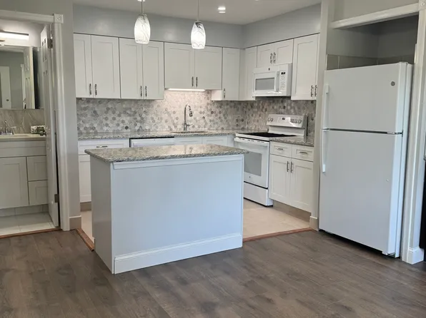 1514 Whitpain Hls, Blue Bell, PA 19422