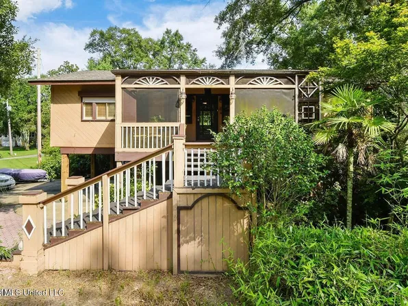 3573 Brandon James Dr, Biloxi, MS 39532