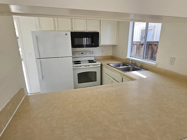 4781 N Polk Ave #103 — Photo 3