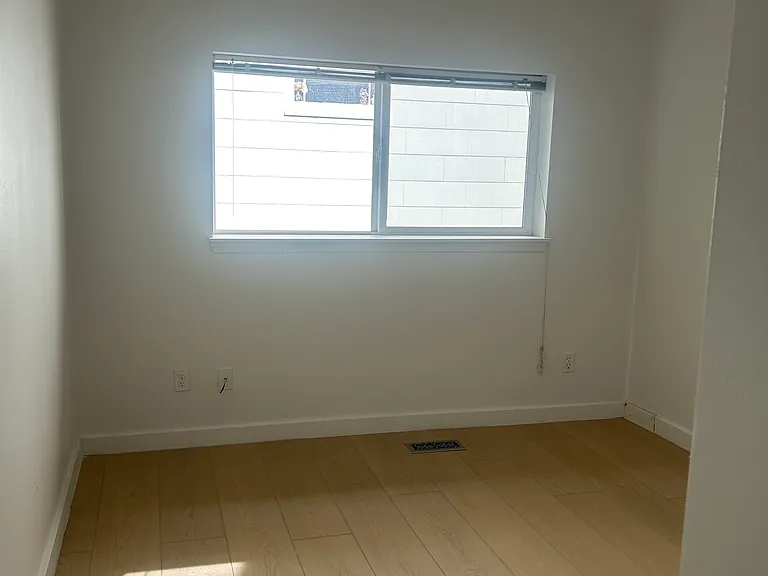 3012 S Bradford St — Photo 6