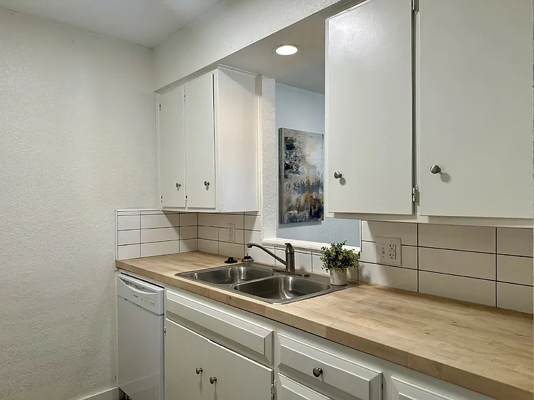 2101 16th St #1F — Photo 9