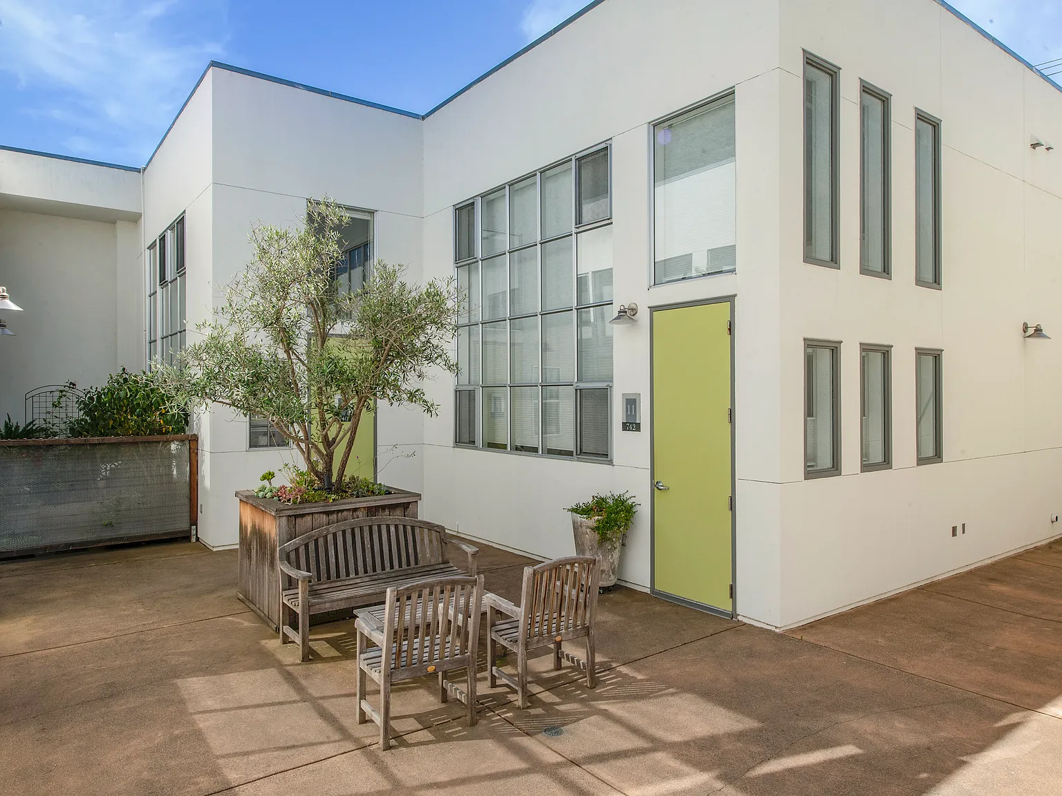 1 bed, 913 sqft, $2,850 — Photo 2