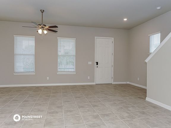 5th image of 518 Venetian Villa Dr