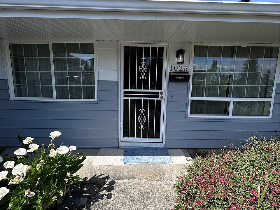 1st image of 1025 E 53rd Street
