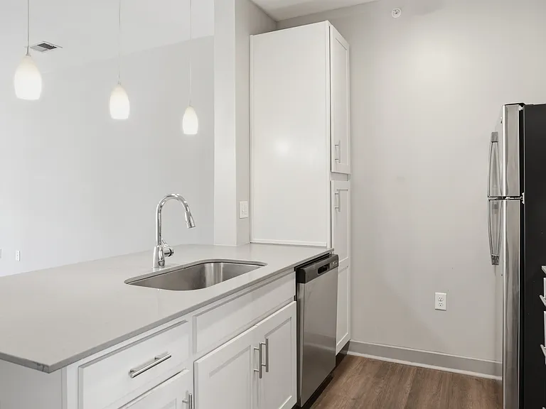 Avellan Springs Apartments — Photo 24