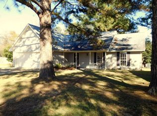 126 N Walnut Dr, Columbus, MS 39705