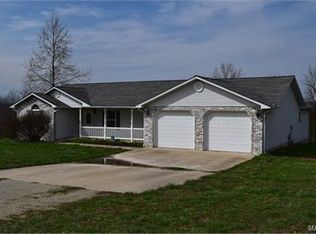 17033 Lanes End, Dixon, MO 65459