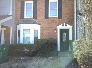 8053 Woodlake Dr, Riverdale, GA 30274