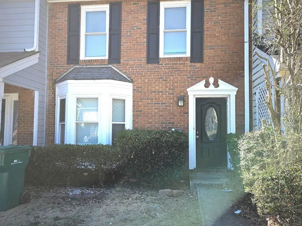 8053 Woodlake Dr, Riverdale, GA 30274