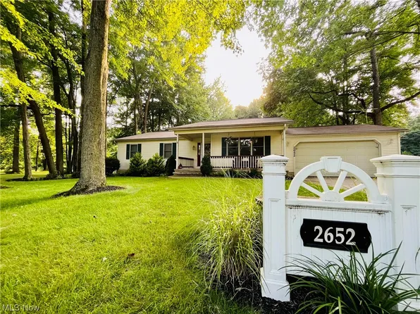2652 McMackin Rd, Madison, OH 44057