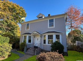 64 Franklin Ave, Glen Cove, NY 11542