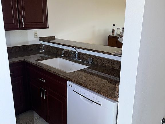 2nd image of 26251 S Vermont Ave #305