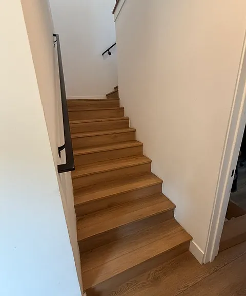 966 Sanborn Ave #B — Photo 8