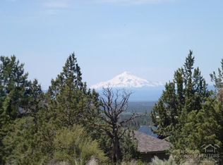 2670 SW 41st St, Redmond, OR 97756