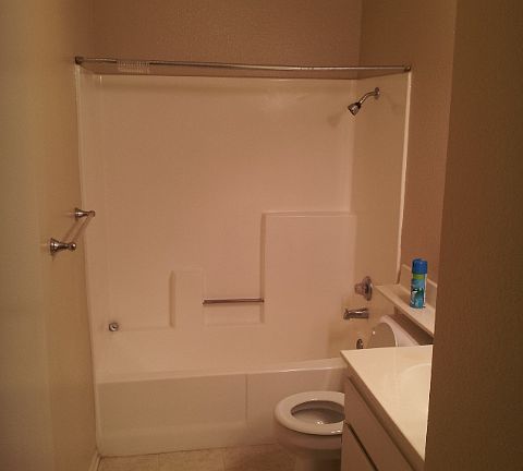 BATH/TUB