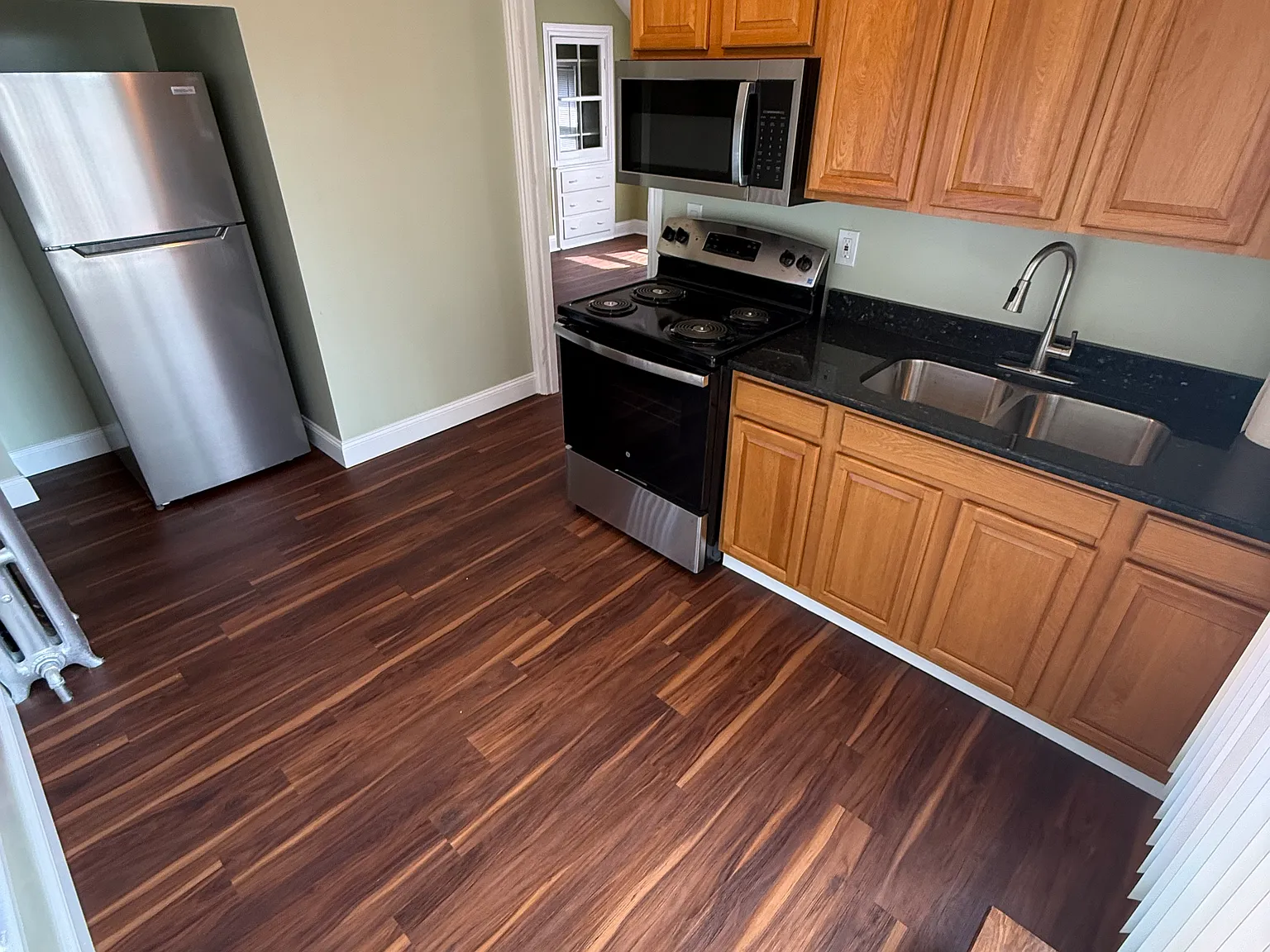 348 North St — Photo 2