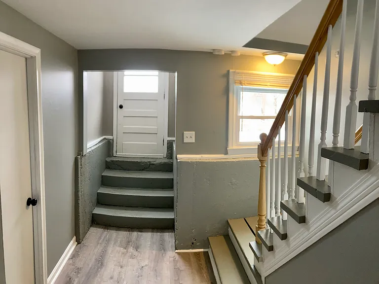 54 Muir Ave — Photo 14
