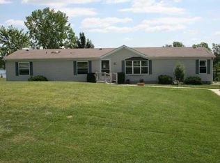 1605 Ln 201 Long Bch, Fremont, IN 46737