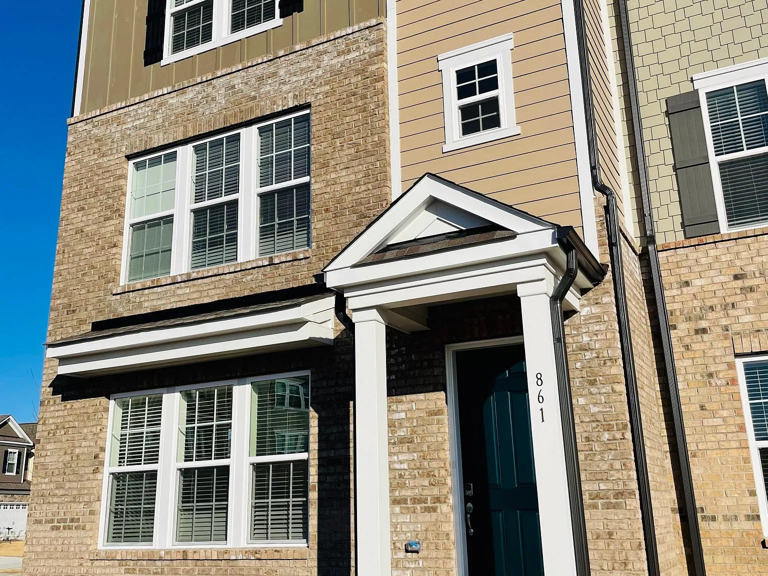 861 Patriot Summit Ln — Photo 1