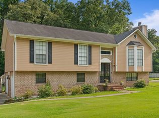 445 Southern Hills Dr, Calera, AL 35040