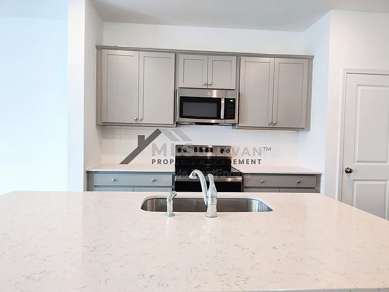 875 Pilot St — Photo 9