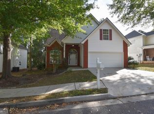 30 Harpers Farm Dr, Newnan, GA 30263