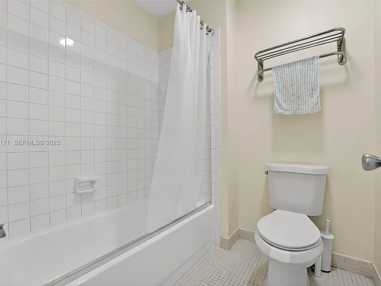 21810 Cypress Cir #26B — Photo 25