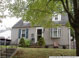 146 Daleham St, Staten Island, NY 10308