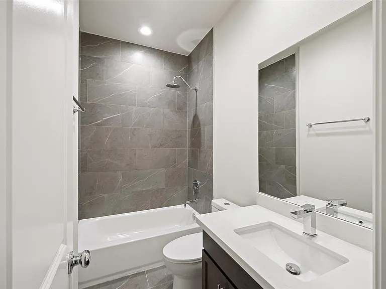 5910 Haring Ln — Photo 10
