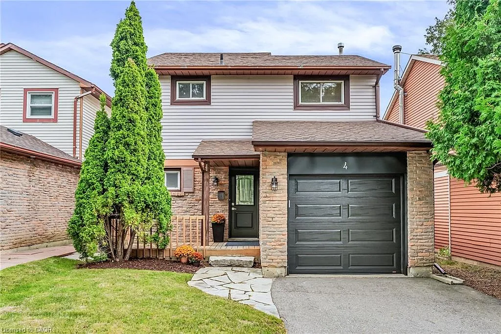 4 Wesmorland Ave photo 1