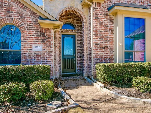 5th image of 1201 Tuscany Dr