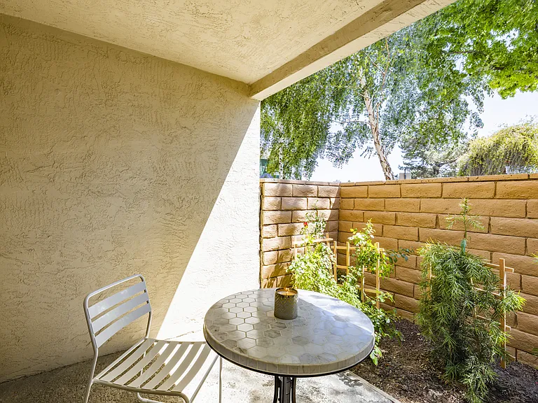 Sundale — Photo 12