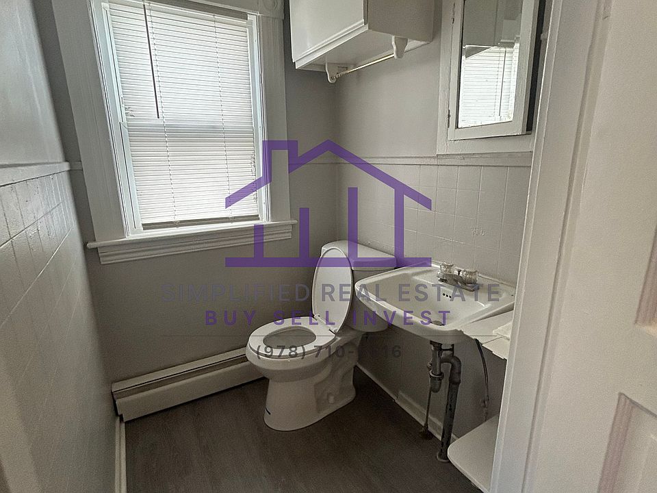 2nd image of 199 Main St #2
