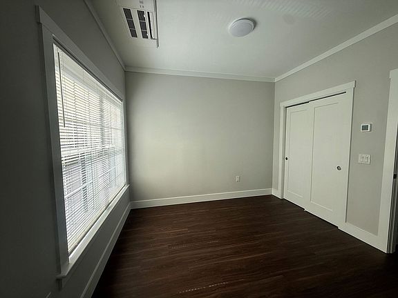 5th image of 7 Broadstone Ln