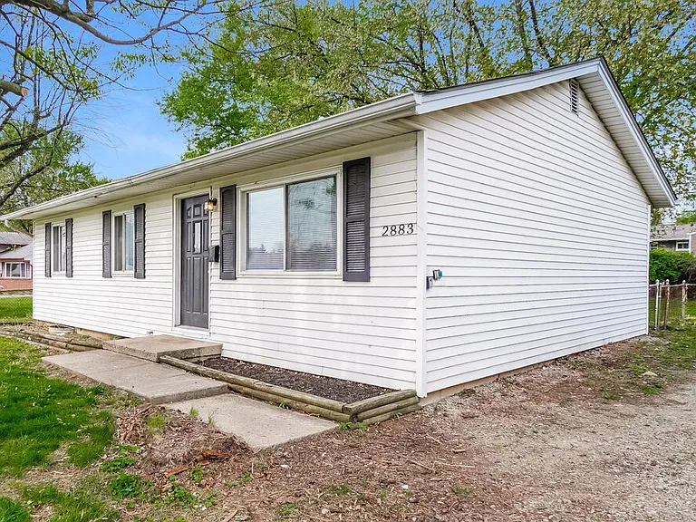 2883 Key Pl — Photo 4