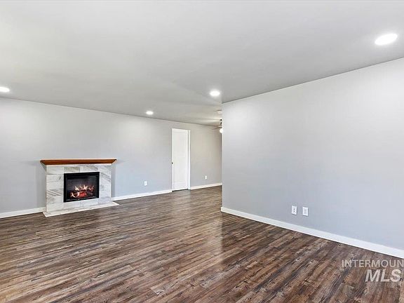 5th image of 717 Grant Ave