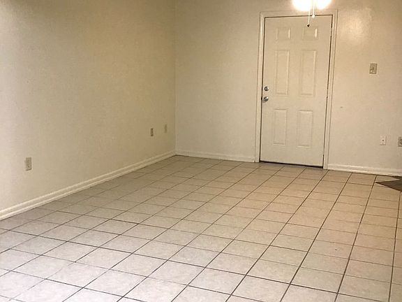 3rd image of 1634 Mast Dr #4