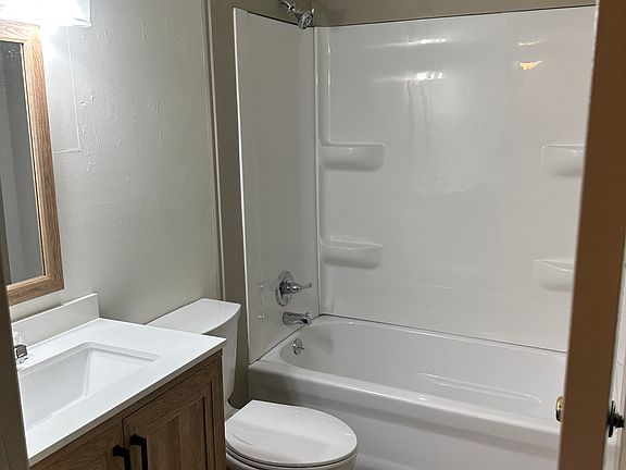 2nd image of 5417 Cedarwood Dr