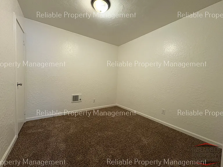184 W Pine St #2 — Photo 9