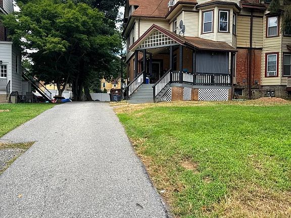 3rd image of 24 Owen Ave