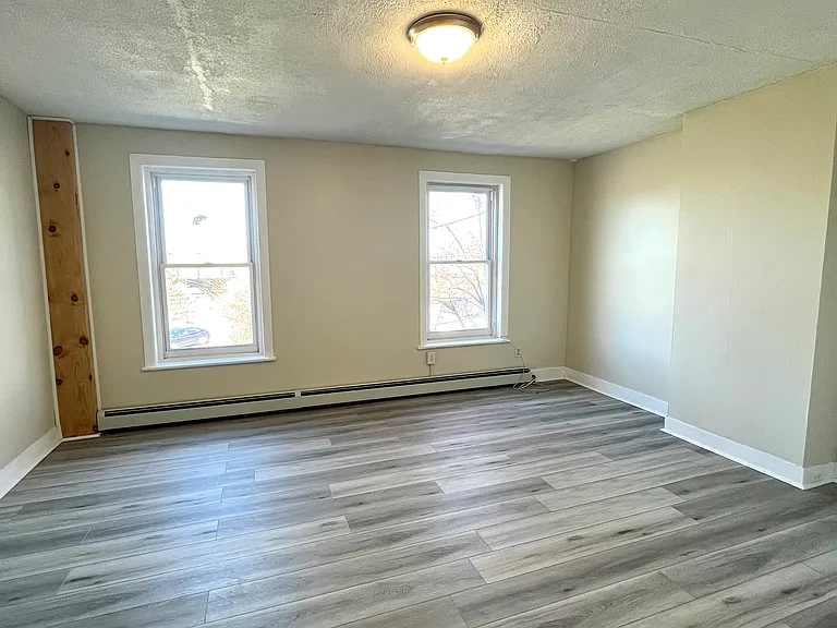 103 Ferry St #103 — Photo 11