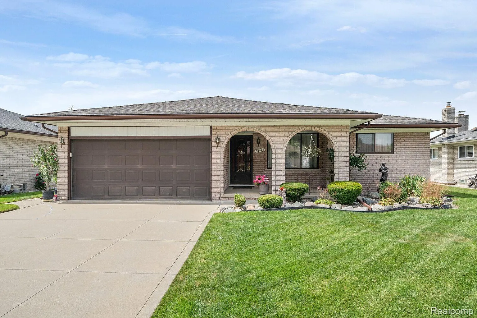 35803 Rainbow Dr photo 1