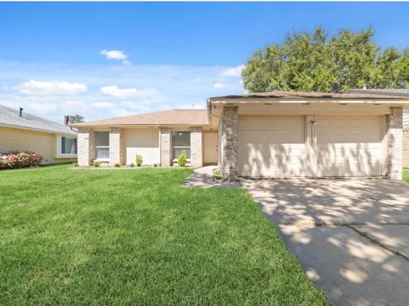 13502 Wells River Dr, Houston, TX 77041
