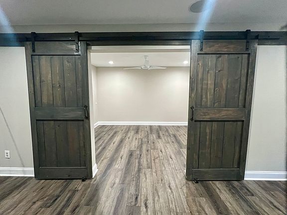 5th image of 352 Sawyer Meadow Pl #2