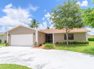 7042 NW 107th Ave, Tamarac, FL 33321