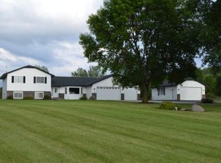 21520 Oakdale Dr, Rogers, MN 55374