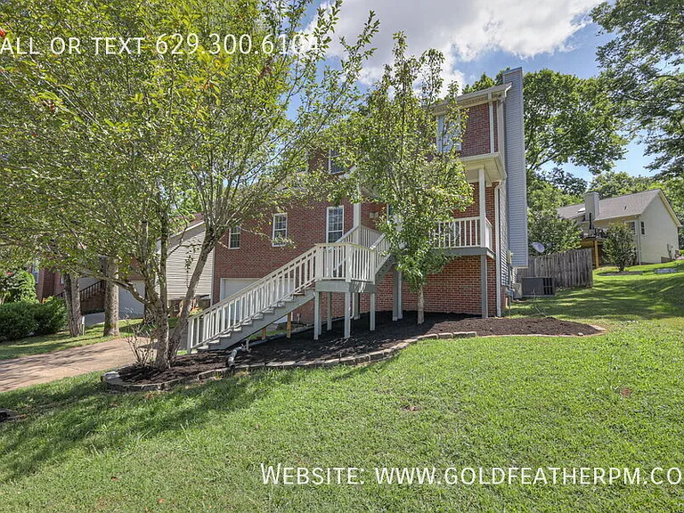 5888 Woodlands Ave — Photo 3