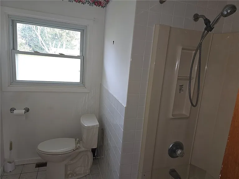 379 Hollybrook Rd — Photo 19