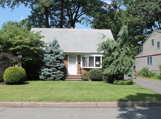 73 Summit Ave, Metuchen, NJ 08840